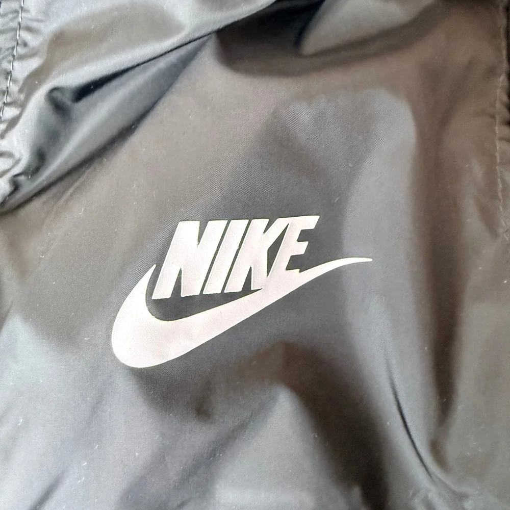 Nike Kids Repel Windbreaker Hooded Jacket Black Just Do It 86J278-023‎ Size 4 XS